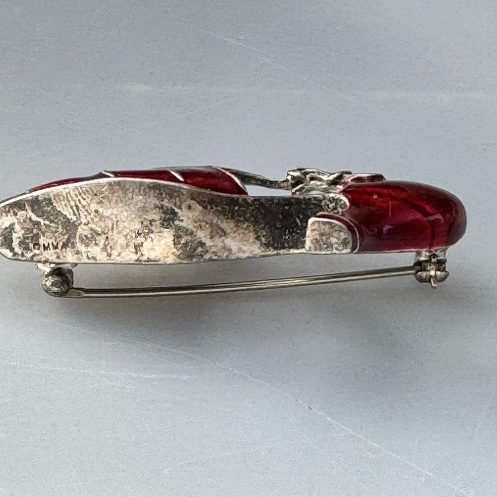 Dazzling Vintage MMA Red Enamel Elegant Shoe Brooch – 1980s Dance - Picture 7 of 12